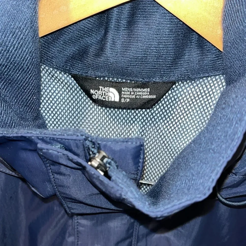 The North Face Men’s Dryvent Waterproof Hooded City Rain Parka Jacket Blue S/XL